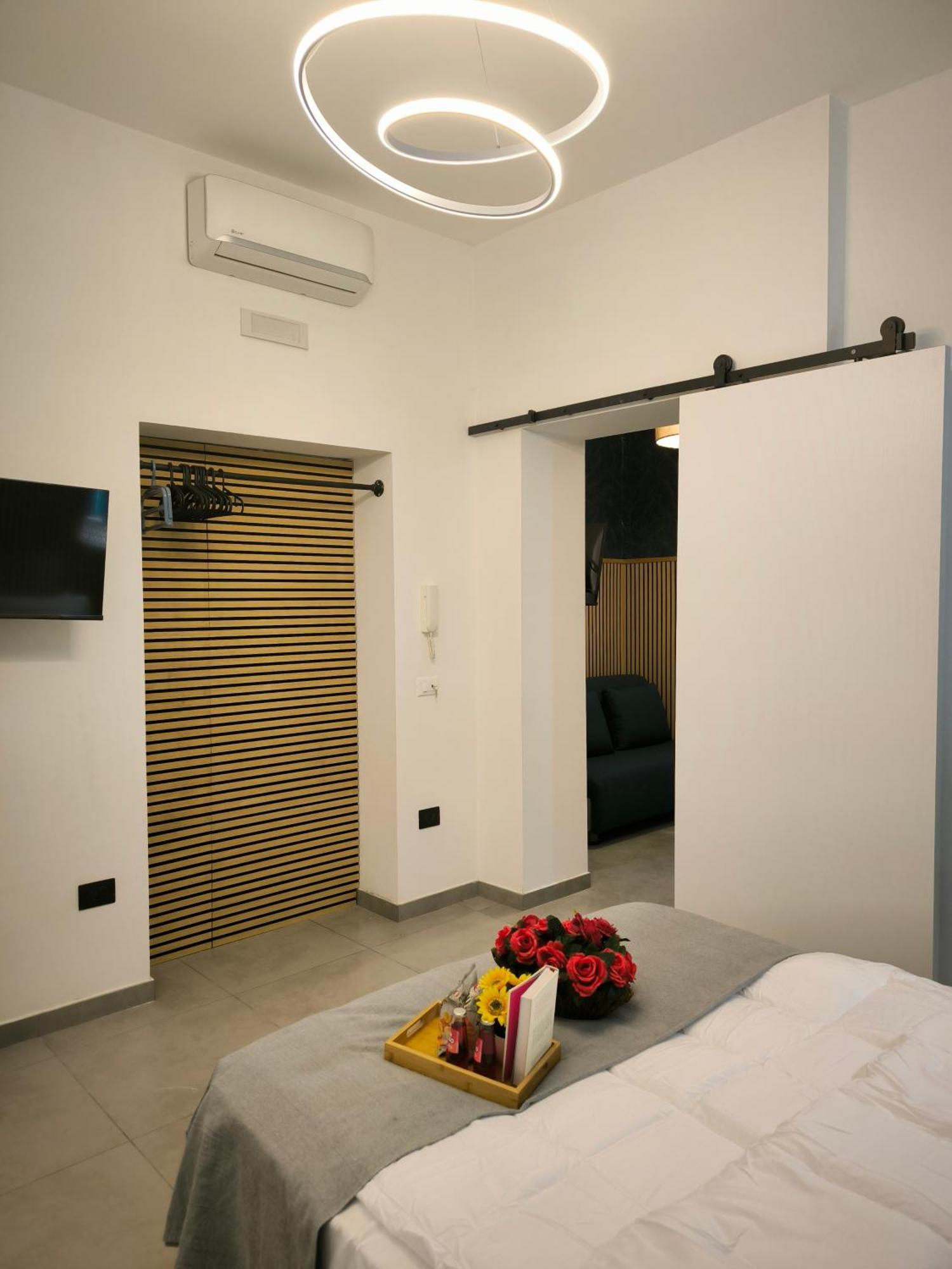 Milly'S House Apartment Naples Exterior photo