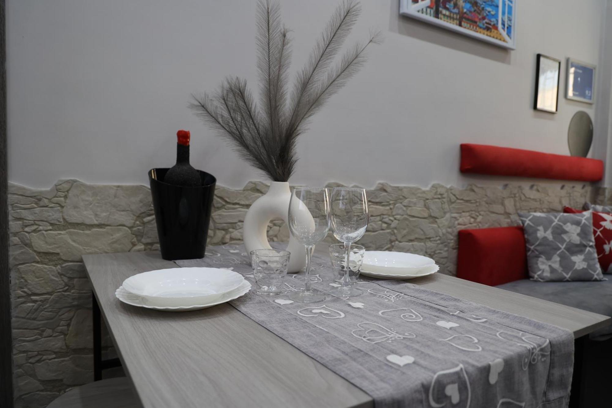 Milly'S House Apartment Naples Exterior photo